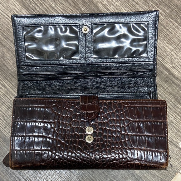 Brighton Brown Croc-Embossed Clutch - Picture 3 of 3